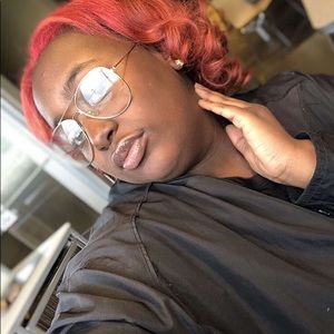 Meet your Posher, Briana